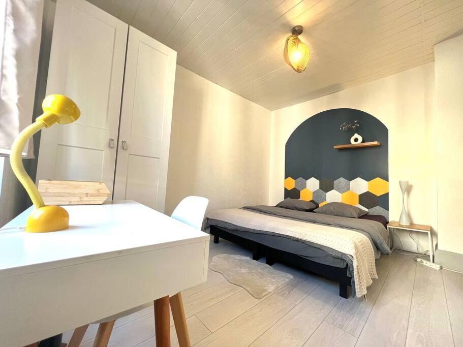 Ferienwohnung Lumiere Secrete Mulhouse Centre Parking Tram Exterior foto